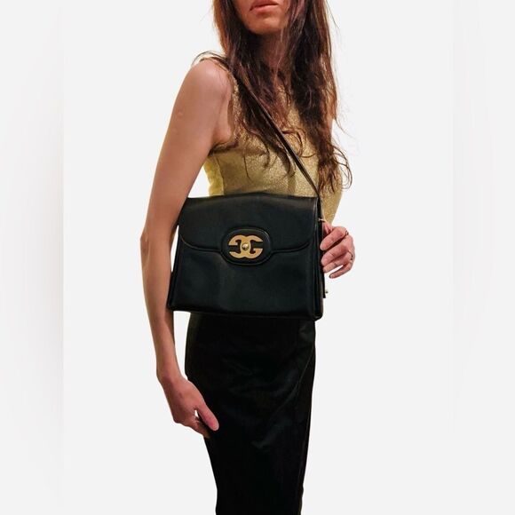 Gucci vintage gg gold logo shoulder and hand bag, strap is convertible - Picture 2 of 16